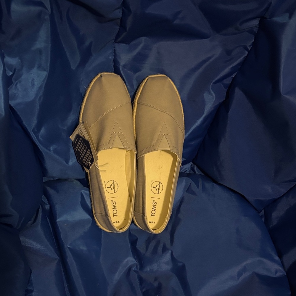 TOMS Women's Tan Slip-On Flats